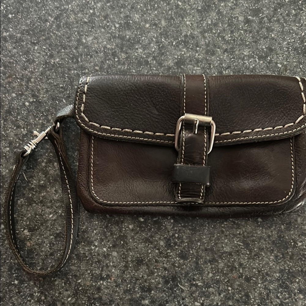 Roots Classic Brown Leather Wristlet Clutch with Contrast Stitching